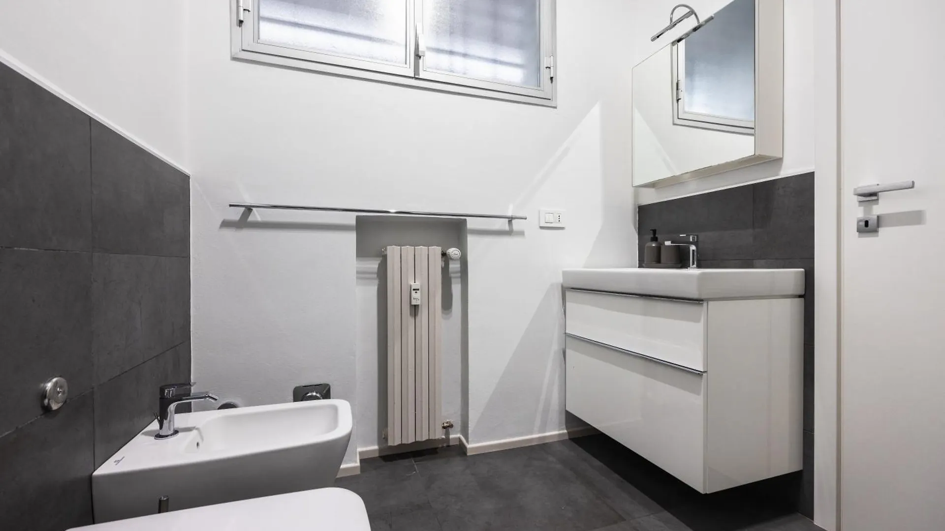 Paolo Fabbri Apartment ボローニャ